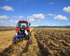 Експерти застерегли фермерів від економії на добривах