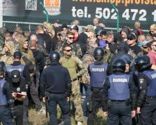 Масове побоїще в міськраді Конотопа, 50 затриманих: відео