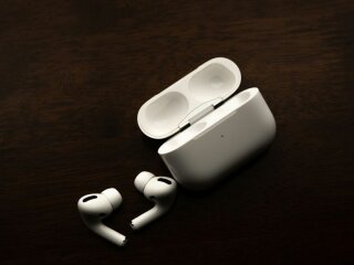 Apple AirPods з камерами