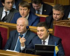 Два года правительства Гройсмана: лучшие мемы от украинцев