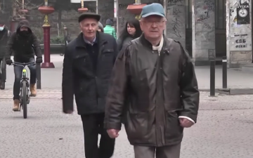 Пенсионеры. Фото: скрин youtube