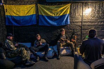 Украинцы во время войны, фото со страницы Владимира Зеленского