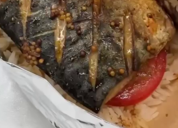 Запеченная скумбрия, кадр из видео