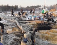 Копачі бурштину пошкодили залізничну колію