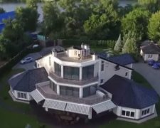 Колишній депутат від СДПУ(о) побудував маєток на Трухановому острові