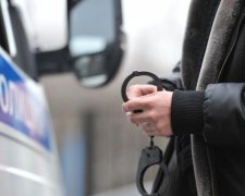 Намагалися підзаробити! Київські строковики попалися на крадіжці