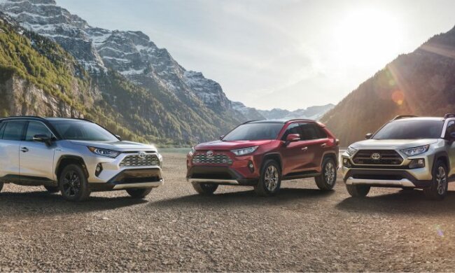 Toyota RAV4, Toyota