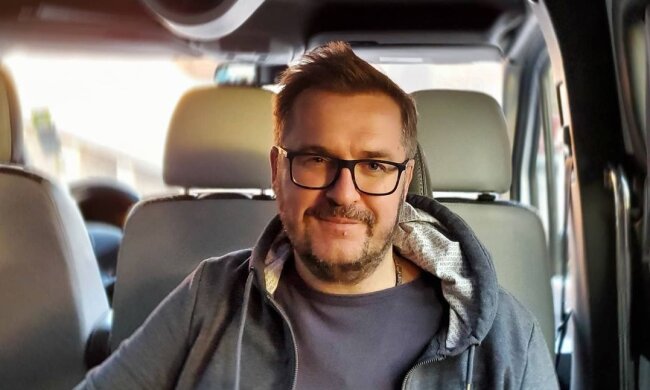 Пономарьов зібрався серед мужиків після пошуку зайвого приводу випити: "Нещодавно було? Або сьогодні?"