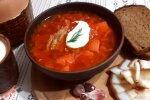 Красный борщ, кадр из видео