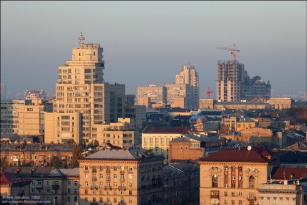 Китай дал Украине  $15 миллиардов на доступное жилье