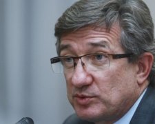 Порошенко придумал децентрализацию для узурпации власти