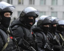 Екс-агент ФСБ розповів, хто прибирає противників Путіна