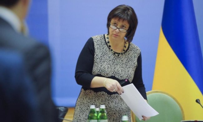 Яресько знову вимагає від кредиторів списати частину держборгу