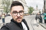 Екс-DZIDZIO розповів про курйозний випадок з життя: “Почала мене просто мацати за сідниці”