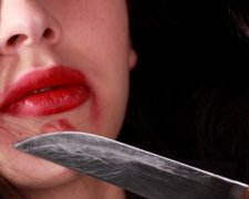 На Львівщині односельчанка зарізала жінку з донькою