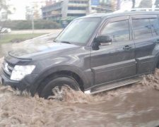 Лінію швидкісного трамвая в Києві затопило