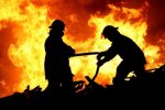 Горячая ночь: в Киеве пылали рынок и супермаркет