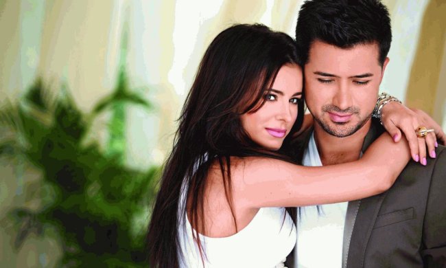 Пікантні подробиці розлучення Лорак і Мурата: Кароліна прізвище не змінила