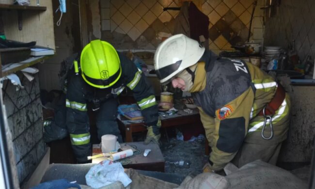 У Дніпрі потужний вибух розніс житловий будинок, містяни хрестяться - "Друга Мандриківка?"