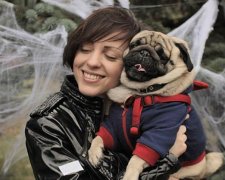 У Києві на Halloween зібралися 106 мопсів (фото)