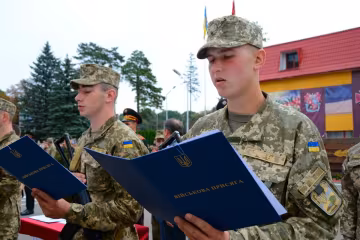 Пришел голосовать – забрали в армию: что нужно знать украинцам