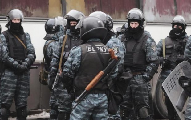 Підготовку силовиків до розстрілу Майдану показали на відео