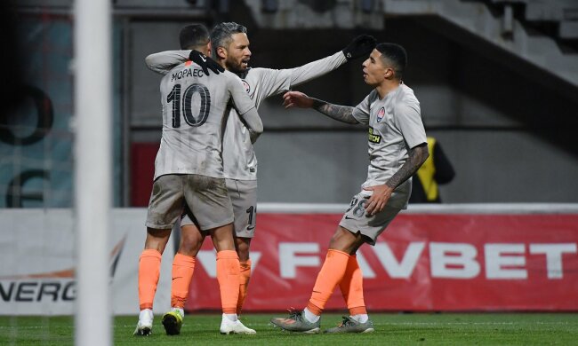 Матч Шахтар - Зоря завершився з рахунком 1:2, twitter.com/FCShakhtar