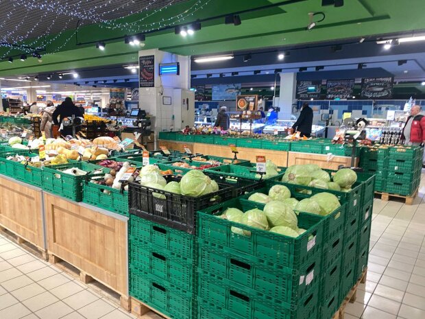 Овочі в супермаркеті / фото: відкриті джерела