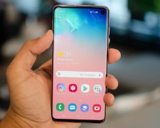 Samsung Galaxy S10 появился в Украине: плюсы и минусы нового флагмана