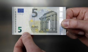 В следующем полугодии станет больше подделок евро - эксперт
