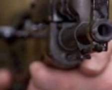 Невідомі розстріляли чоловіка посеред білого дня у Бердичеві (відео)