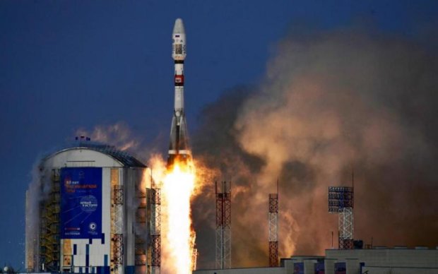 Соберут еще один: российский спутник разлетелся при запуске