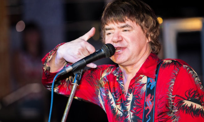 Убивча самотність, спиртне та біль: стали відомі подробиці смерті і місце поховання Євгена Осіна