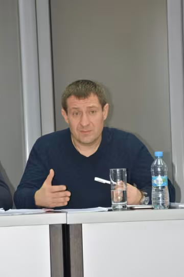 Олег Аверьянов