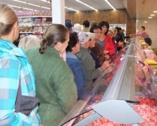 Украинцы подкармливают: изобилие донецкого магазина сразило сеть