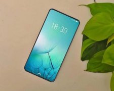 Lenovo Z5: в мережі показали клон iPhone X
