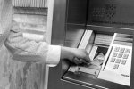 Автор першого банкомату отримав 15 доларів за винахід