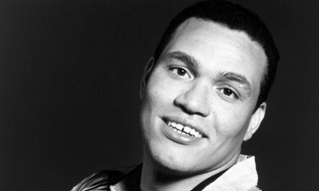 Марк Вілмор, фото з Twitter @larrywilmore