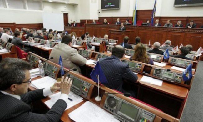 Площу, провулок та 12 вулиць перейменували у Києві  