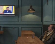 Український канал безглуздо відмазується за подарований Росії Крим
