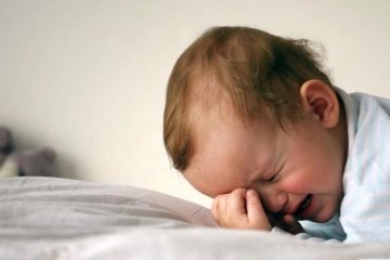 Заважала розважатися: горе-мати зробила з малюком таке, від чого волосся стане дибки