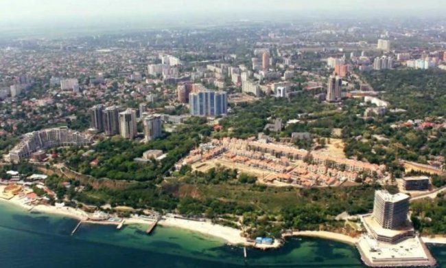 Обурені родичі АТОшників заблокували рух в Одесі