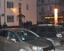 Автівку бізнесмена підірвали у Івано-Франківську (фото)
