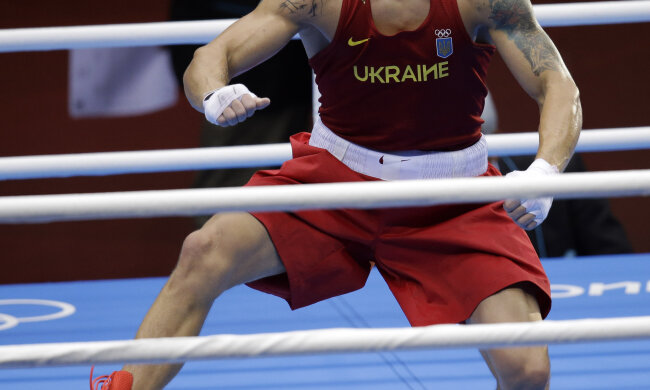 Олександр Усик, абсолютний чемпіон світу з боксу