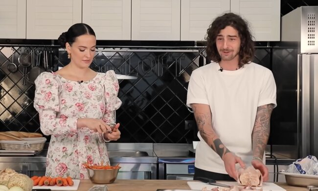 Вова Дантес та Даша Астаф'єва, кадр з відео