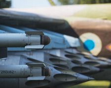 Головне за ніч: ракетний удар по Україні та детектор брехні про Бандеру