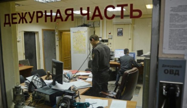  В центре Петербурга ограбили и подожгли отделение полиции