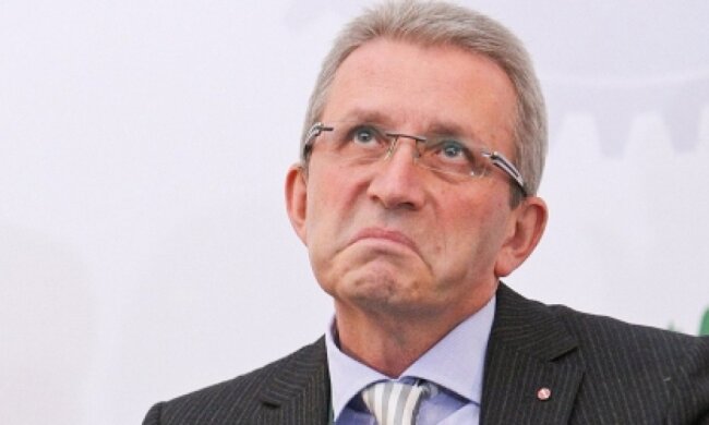 Генпрокуратура вимагає у Німеччини видати банкіра Януковича