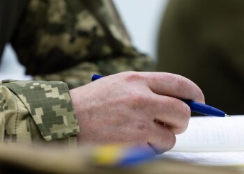 Бронирование военнообязанных: новые зарплатные критерии