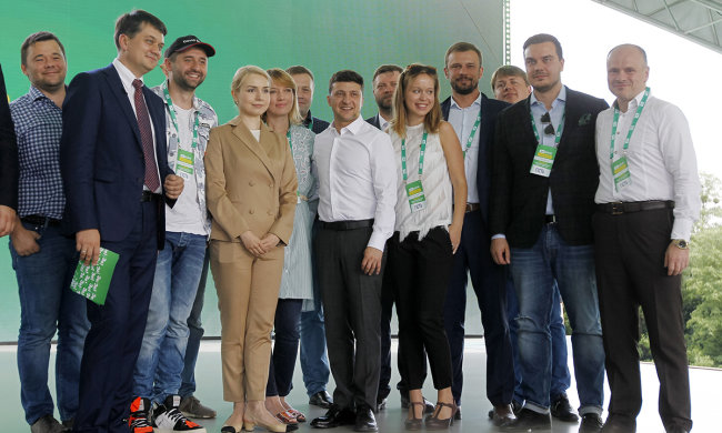В ряды "Слуги народа" затесалась скандальная королева коррупции: "Провернула десятки наглых схем"